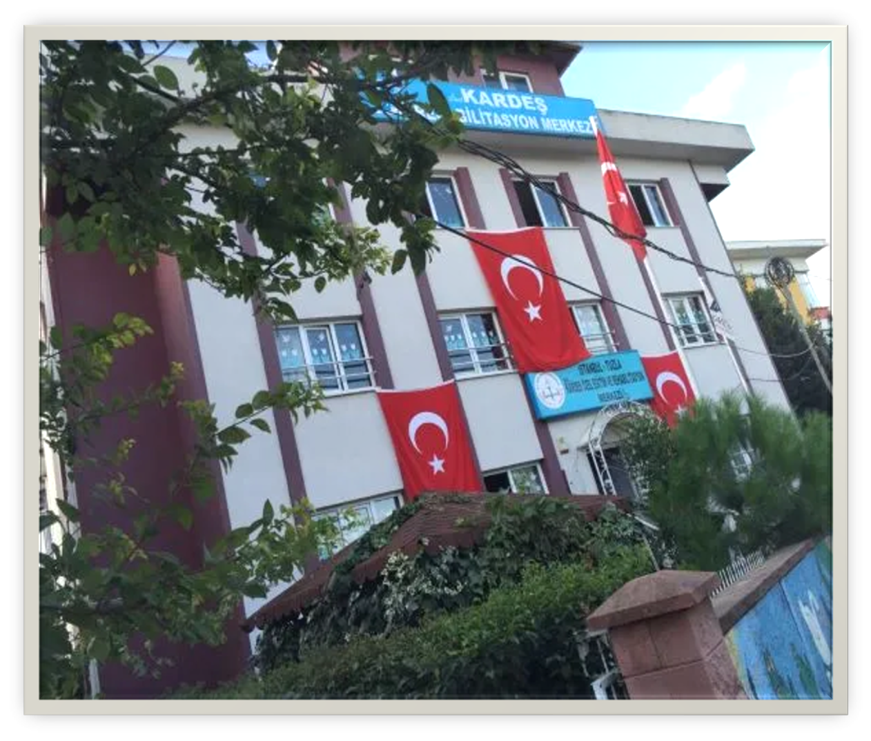 Sevgi İle ENGELSİZ  Yarınlara.
